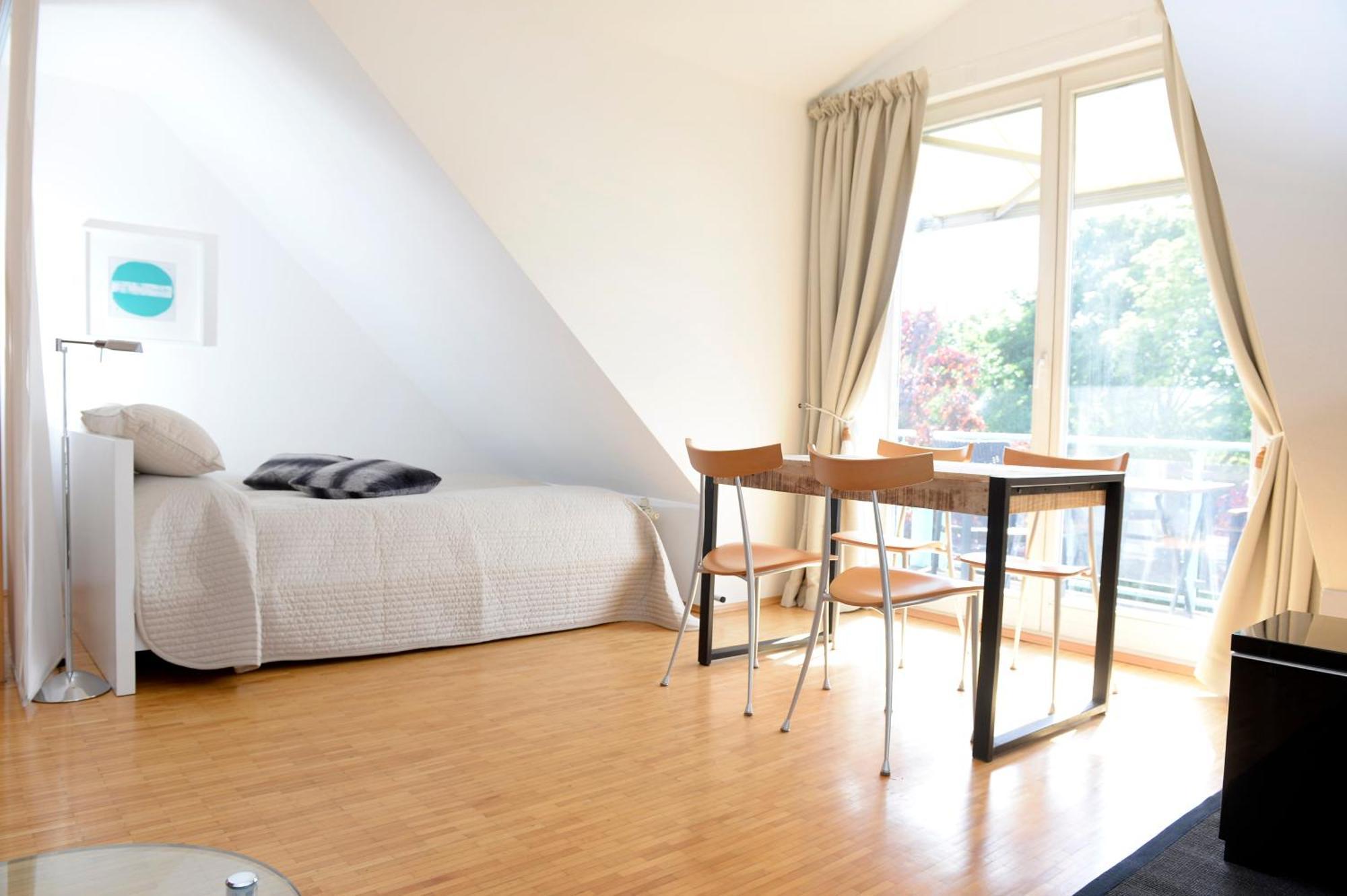 Parkside Apartment House Ντίσελντορφ Δωμάτιο φωτογραφία